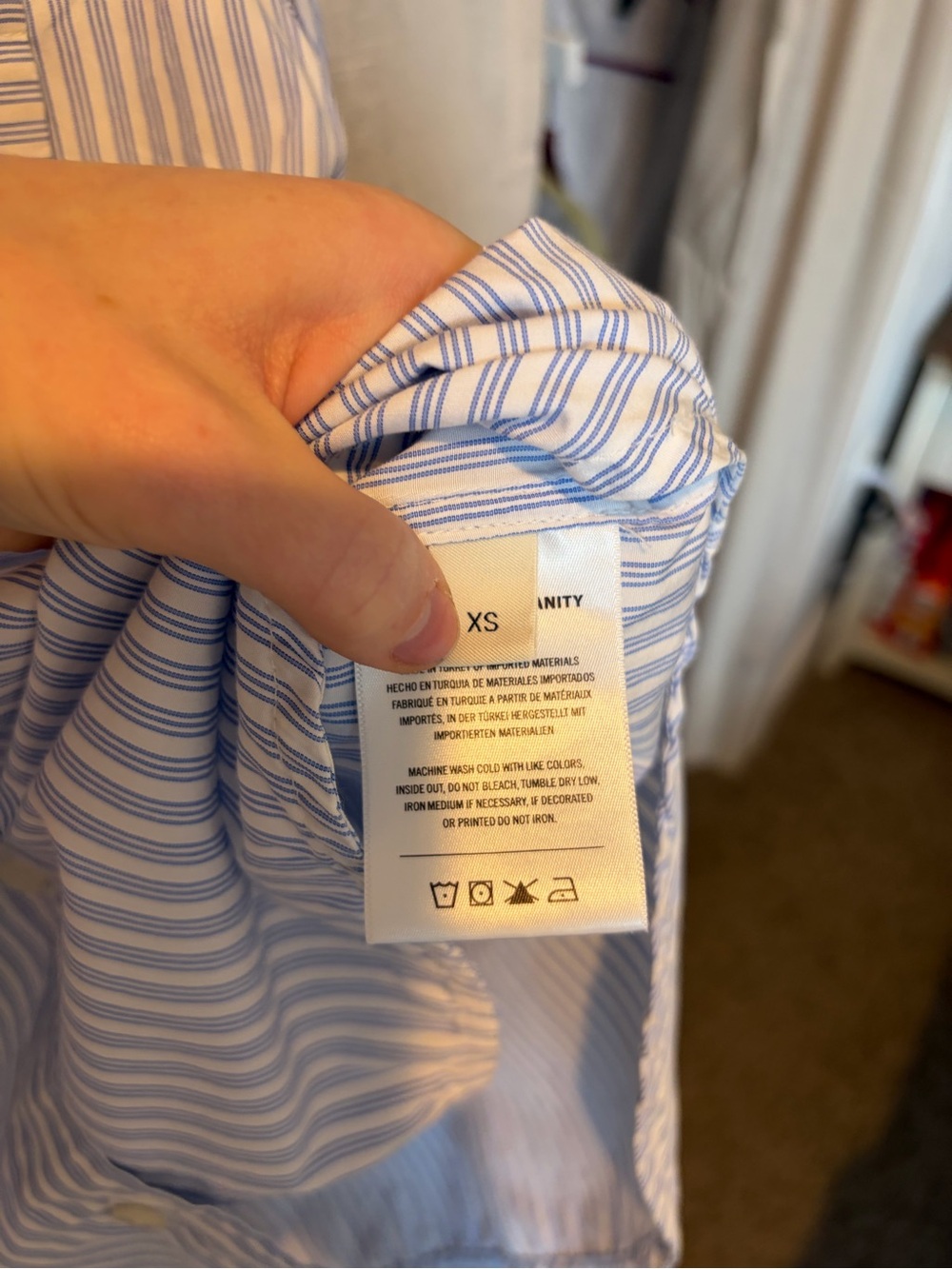 Citizens Of Humanity Seersucker Kayla Blue and White Striped Button-Down Shirt - Picture 4 of 6